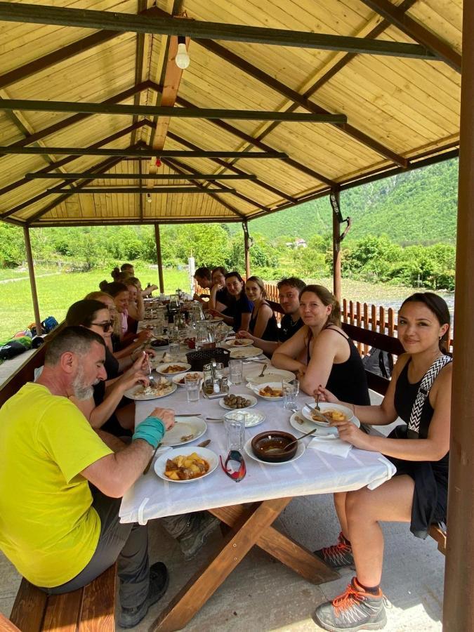 Hotel Driti Gh Nderlysa Shkodër Exteriér fotografie
